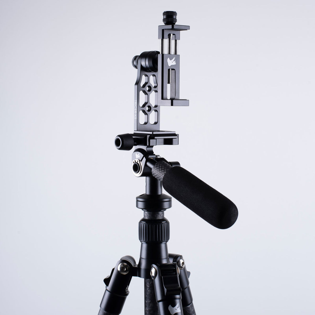 Tricer KS Phone Clamp installed on tripod head