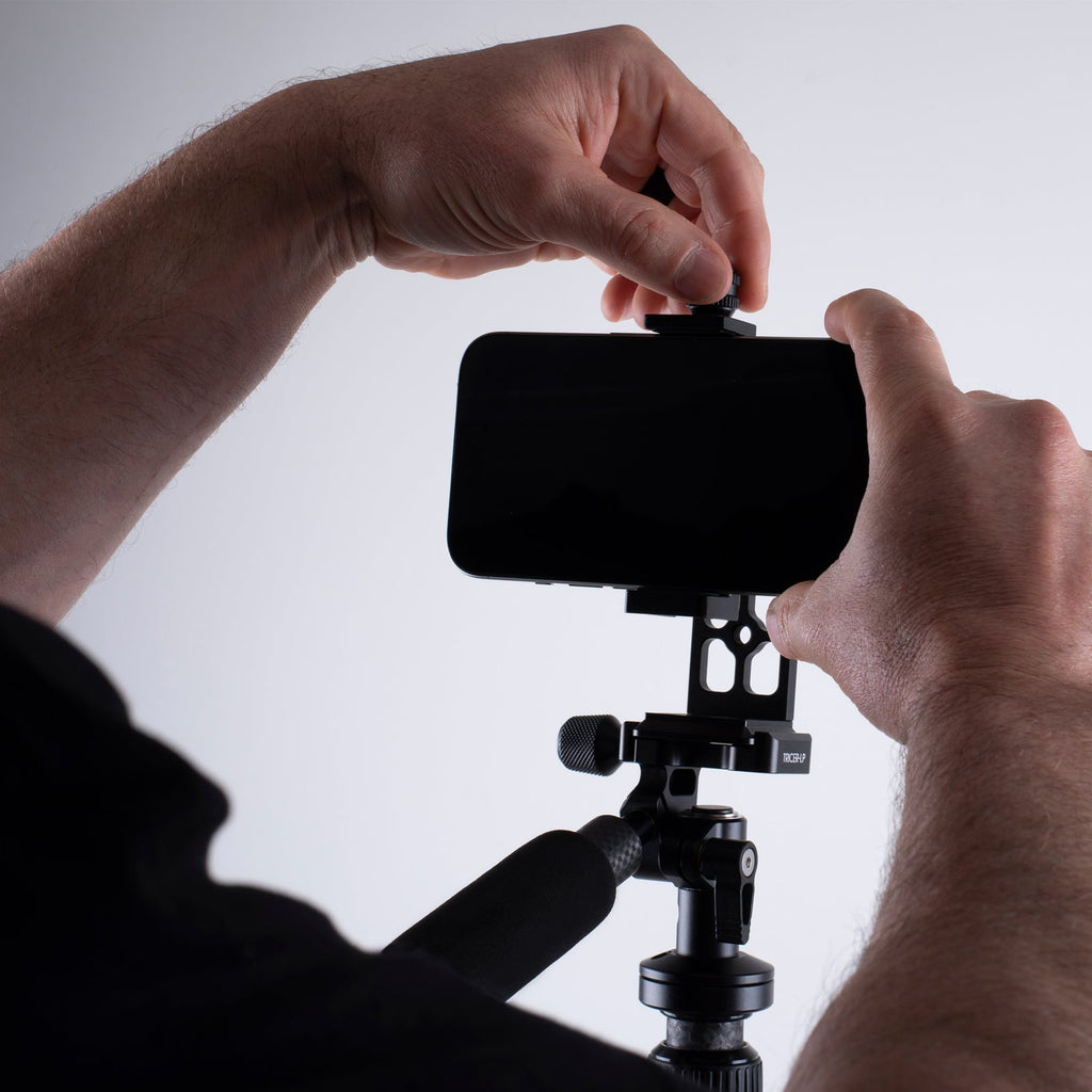 Tricer KS Phone Clamp phone mounted